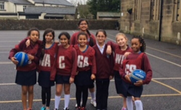 Image of Y5 & Y6 Netball v Oliverson's